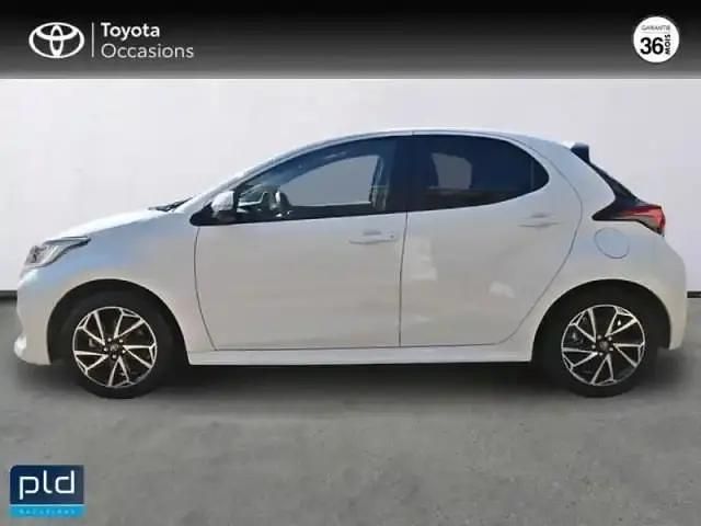 Occasion Toyota Yaris Hybrid Design 116 ch (85 kW) 2023 Blanc Berline