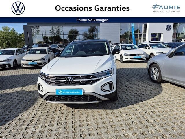Utilisé 2023 VW T-Roc Style SUV | 28 290 € (Prix juste) - Image 1/4