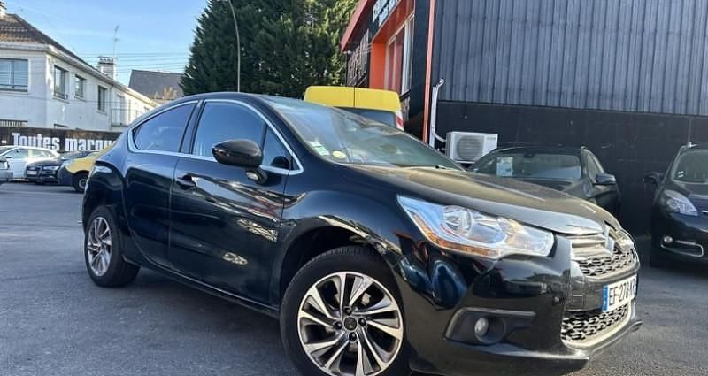 Occasion DS Automobiles DS4 Chic 120 ch (88 kW) 2015 Berline