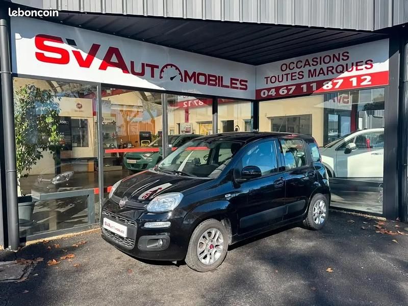 Noir Occasion 2019 Fiat Panda Lounge Berline | 9 690 € (Prix juste) - Image 1/4