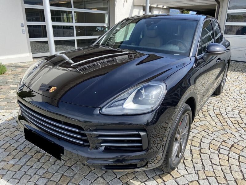 Noir Utilisé 2018 Porsche Cayenne SUV | 73 600 € (Prix cher) - Image 1/4