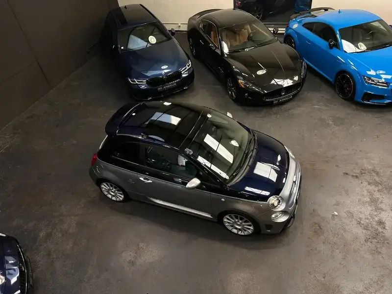 Image 2/4