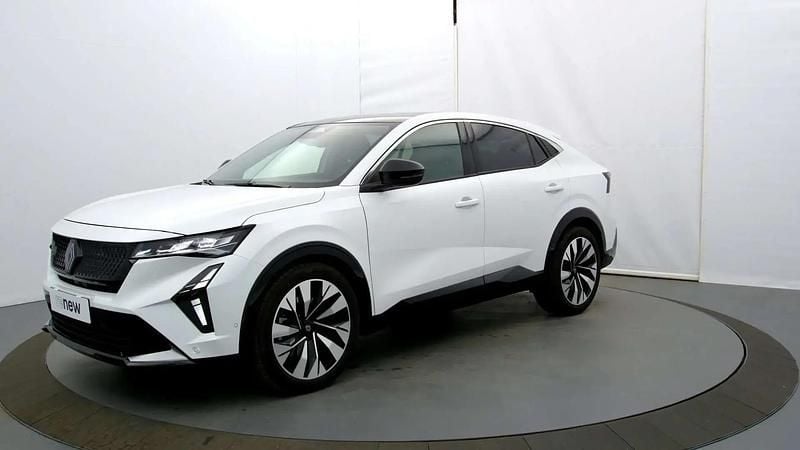 Blanc Utilisé 2025 Renault Rafale Techno SUV | 39 790 € - Image 1/4