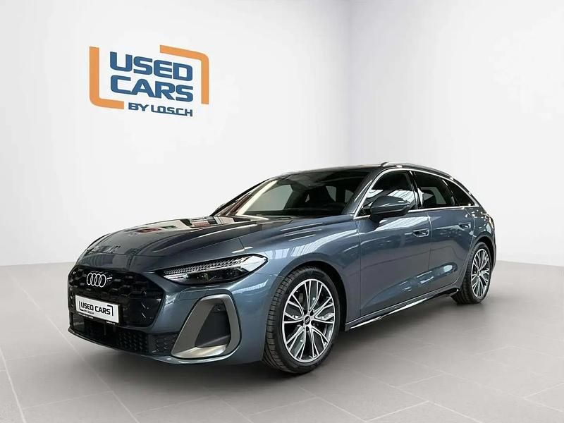 Bleu Utilisé 2024 Audi A5 Sport Coupé | 55 374 € (Prix cher) - Image 1/4