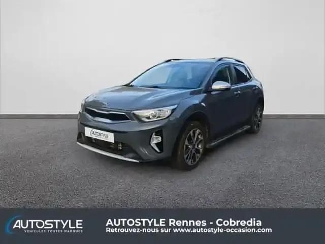 Gris magnétique métallisé Occasion 2021 Kia Stonic Launch Edition SUV | 15 890 € (Prix juste) - Image 1/4
