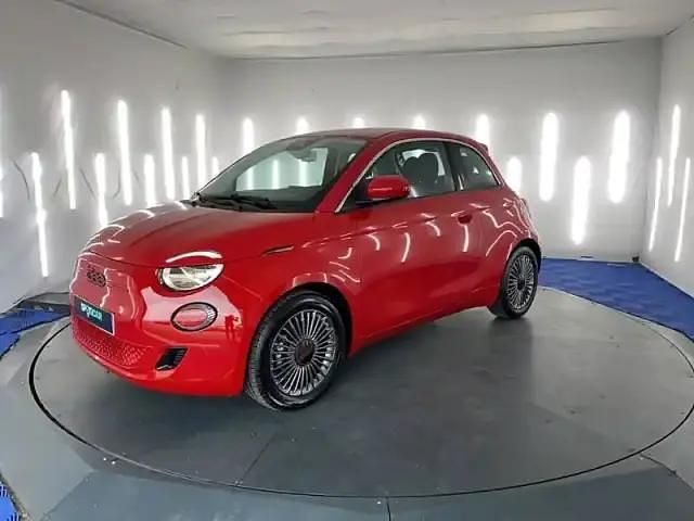 Pasodoble red Utilisé 2023 Fiat 500e Red Citadine | 13 380 € (Bon prix) - Image 1/4