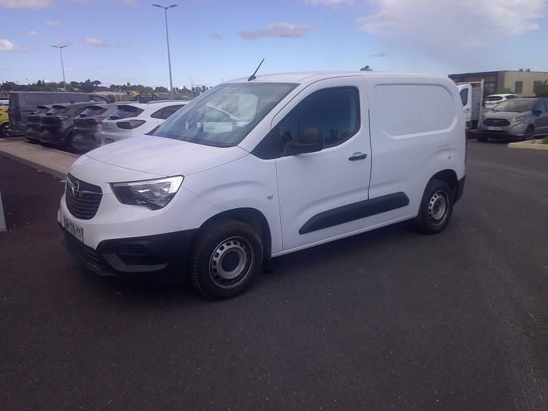 Utilisé 2023 Opel Combo Business Monospace | 17 900 € (Prix juste) - Image 1/4
