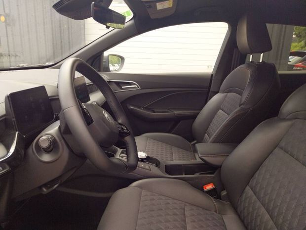 Noir Utilisé 2024 MG MG3 Luxury Citadine | 19 990 € (Prix juste) - Image 1/4