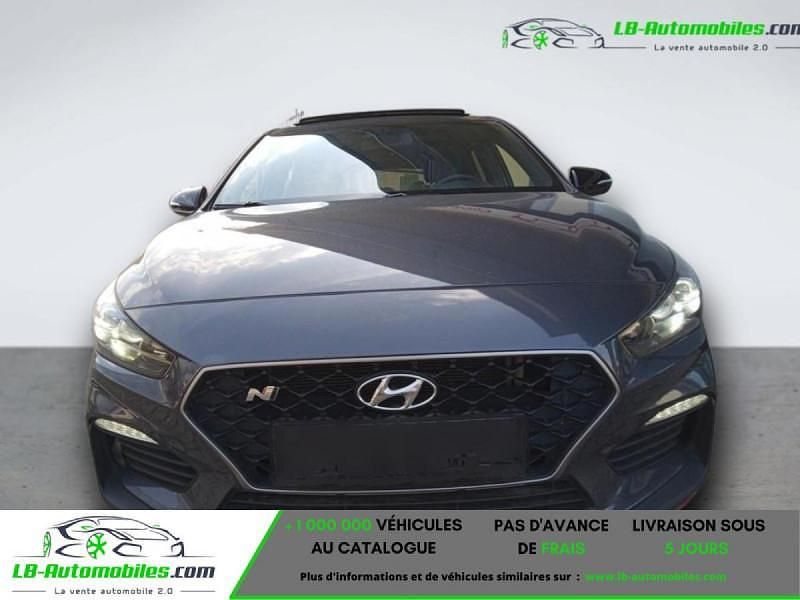 Occasion 2018 Hyundai i30 Berline | 28 700 € (Prix cher) - Image 1/4