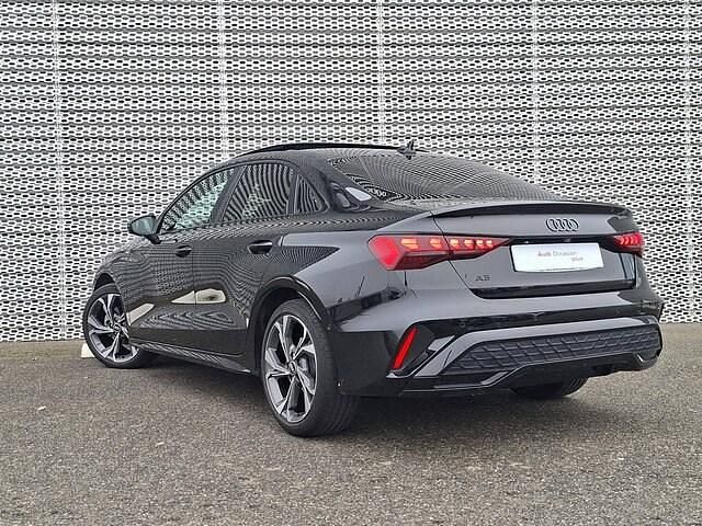 Occasion Audi A3 S-Line 150 ch (110 kW) 2025 Noir mythique métallisé Berline