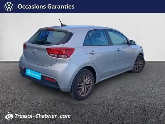 Occasion Kia Rio Active 2022 Gris Citadine