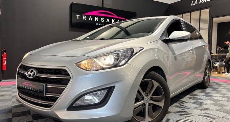 Gris Occasion 2016 Hyundai i30 GO! Break | 6 990 € - Image 1/4