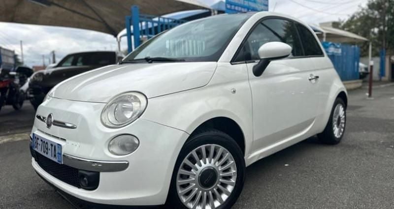 Blanc Utilisé 2011 Fiat 500 Lounge Citadine | 4 990 € - Image 1/4