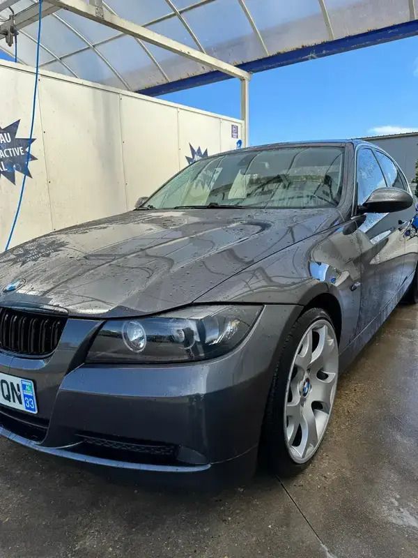Gris Utilisé 2007 BMW 325 Berline | 9 000 € - Image 1/4