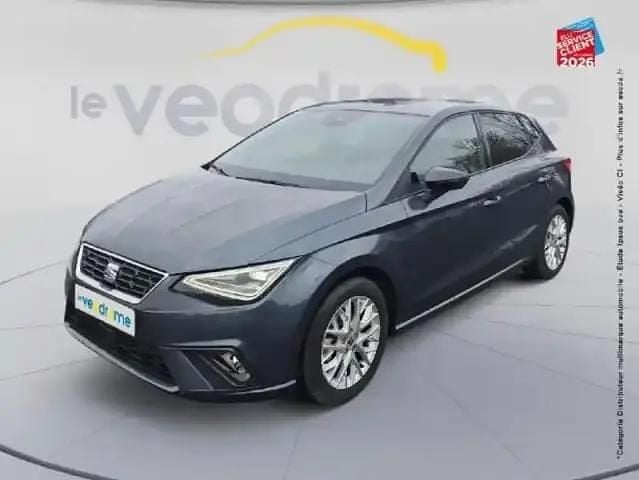 Occasion Seat Ibiza FR 117 ch (86 kW) 2025 Gris magnétique métallisée Citadine
