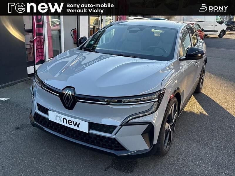 Gris Utilisé 2023 Renault Mégane Techno Berline | 26 990 € (Prix juste) - Image 1/4