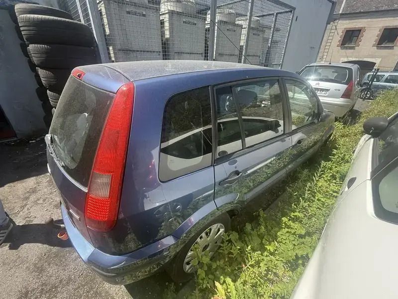 Image 2/4