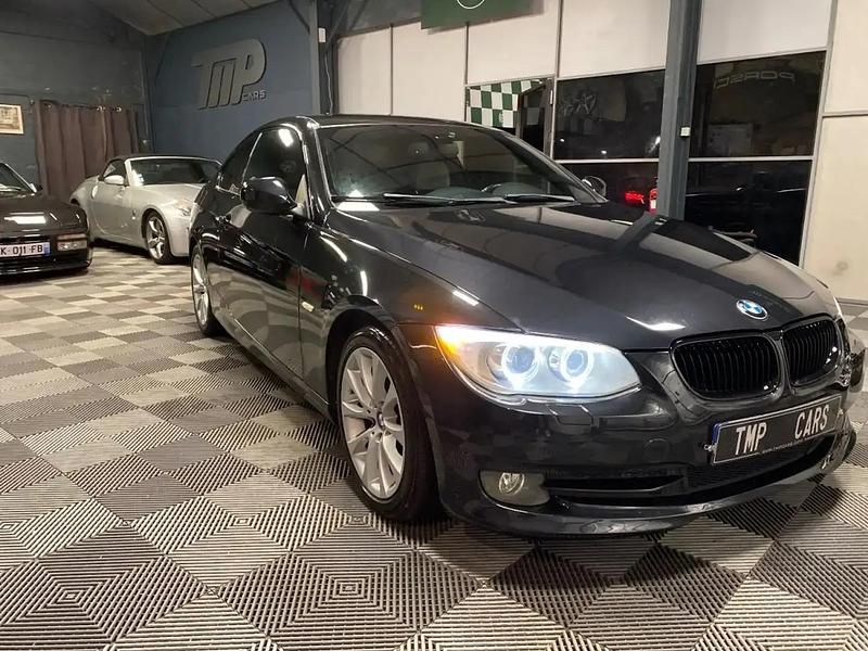 Noir Occasion 2011 BMW 320 Coupé | 11 500 € - Image 1/4