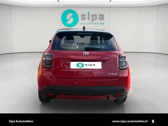 Occasion Fiat 600 110 ch (80 kW) 2025 Rouge Berline