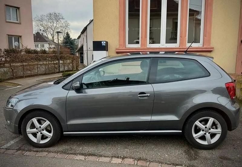 Occasion VW Polo Highline 106 ch (77 kW) 2014 Gris Citadine