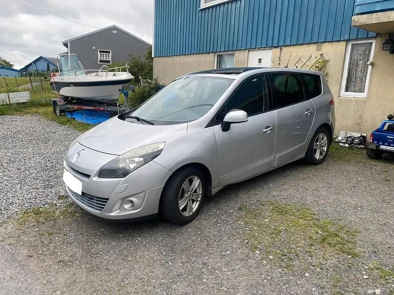 Gris Utilisé 2010 Renault Grand Scénic III Monospace | 2 180 € (Bon prix) - Image 1/4