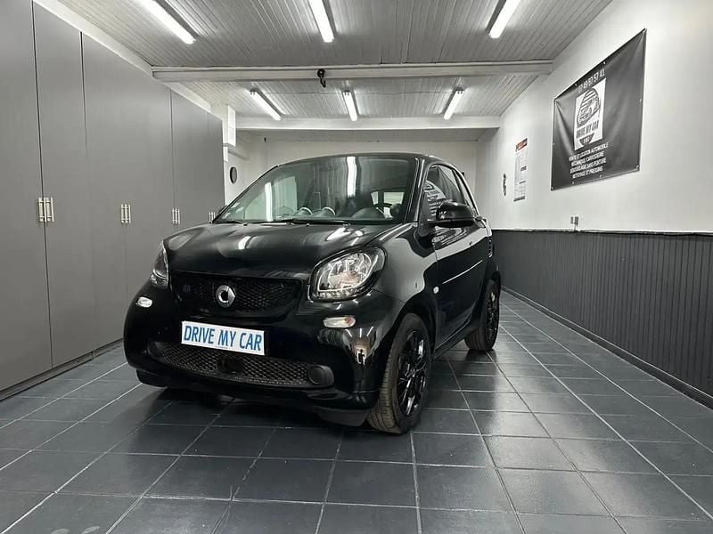Noir Utilisé 2019 Smart ForTwo Electric Drive Passion Citadine | 11 490 € (Prix juste) - Image 1/4