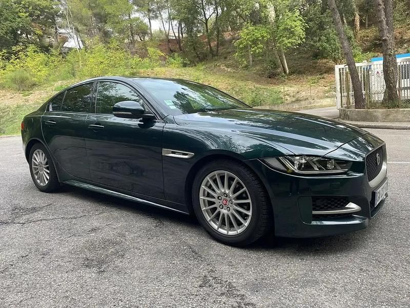 Occasion 2017 Jaguar XE R-Sport Berline | 12 500 € (Bon prix) - Image 1/4