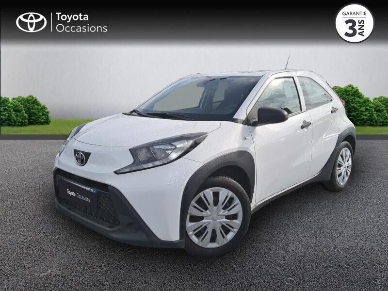 Blanc Utilisé 2023 Toyota Aygo Active Citadine | 13 490 € (Prix juste) - Image 1/4