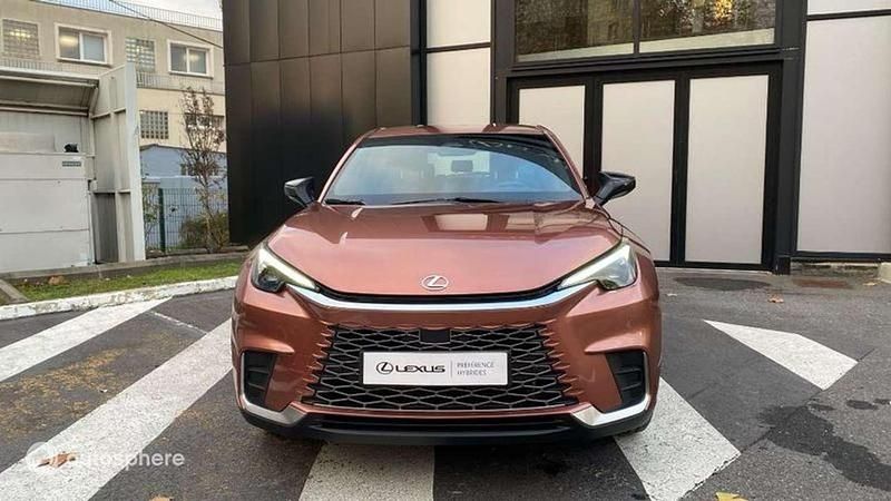 Occasion Lexus LBX 92 ch (67 kW) 2025 Brun SUV