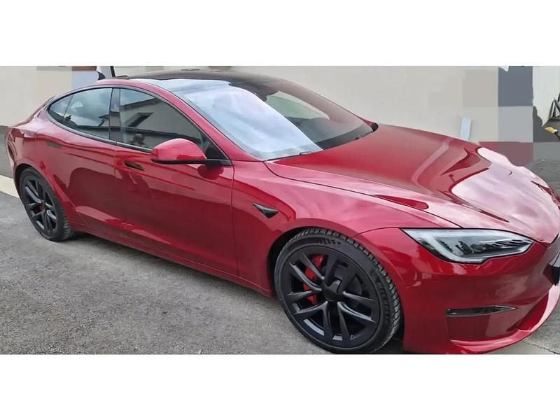 Rouge Occasion 2024 Tesla Model S Plaid Citadine | 89 980 € - Image 1/4