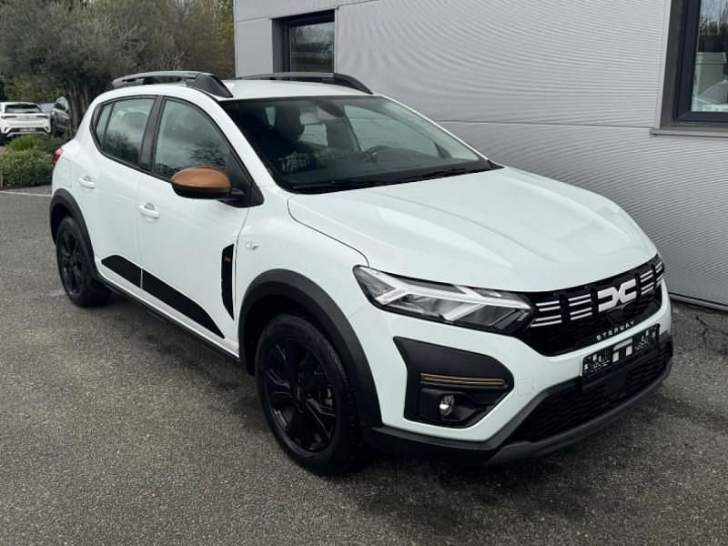 Utilisé 2024 Dacia Sandero Stepway Berline | 16 990 € (Prix assez cher) - Image 1/4