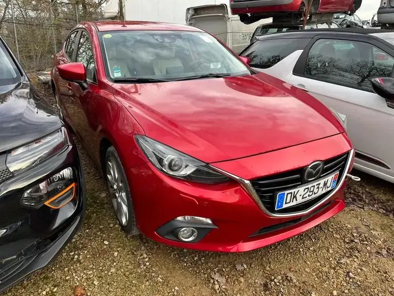 Rouge Utilisé 2014 Mazda 3 Berline | 5 290 € - Image 1/4