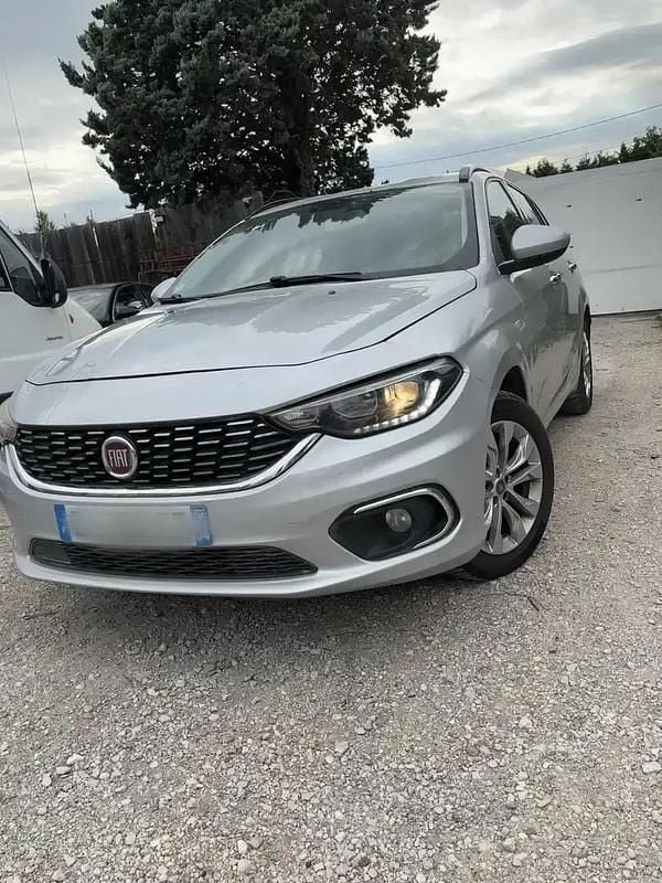 Occasion 2017 Fiat Tipo Wagon Break | 6 990 € (Prix assez cher) - Image 1/4