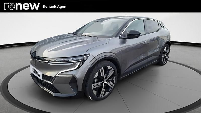 Gris Occasion 2023 Renault Mégane Iconic Berline | 26 989 € (Prix juste) - Image 1/4