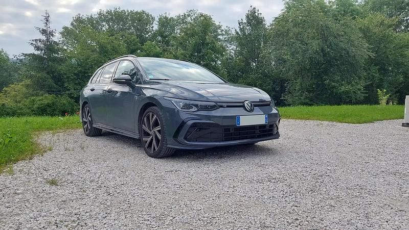 Gris Occasion 2022 VW Golf VIII R-line Break | 28 000 € - Image 1/4