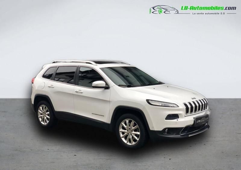 Utilisé 2014 Jeep Cherokee SUV | 24 700 € - Image 1/4