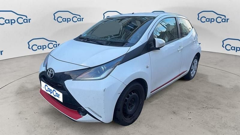 Occasion Toyota Aygo X-play 69 ch (50 kW) 2017 Blanc Citadine