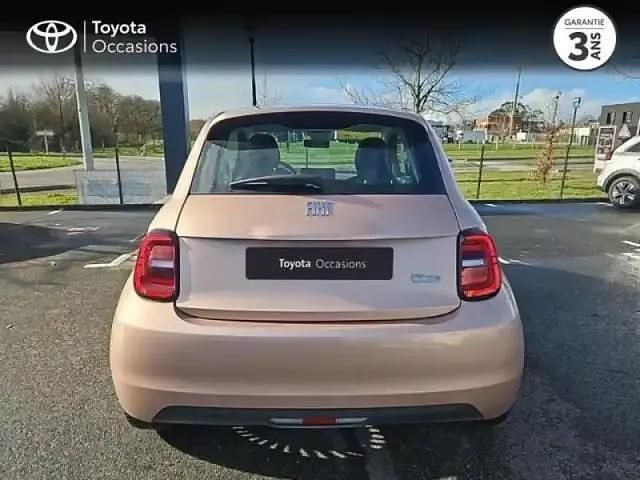 Occasion Fiat 500e 2023 Rose gold métal Berline