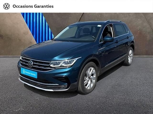 Utilisé 2021 VW Tiguan Elegance SUV | 28 484 € (Prix juste) - Image 1/4
