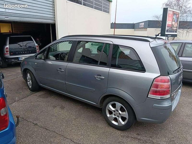 Occasion Opel Zafira 106 ch (77 kW) 2005 Gris Monospace