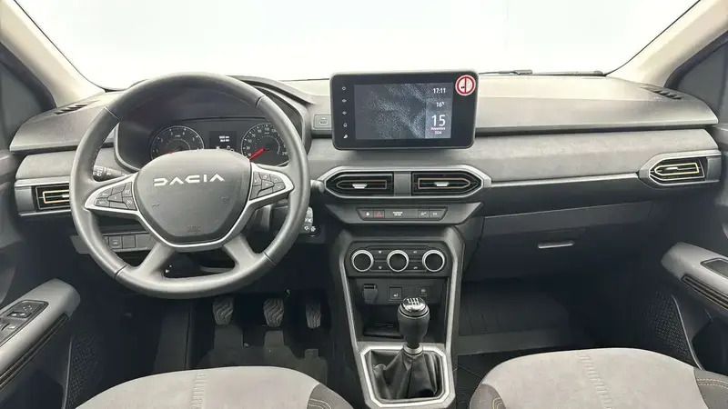 Image 3/4