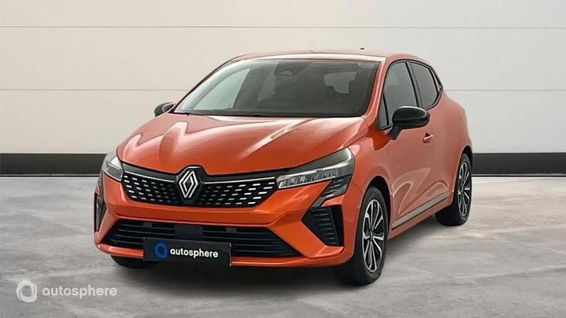Orange Occasion 2024 Renault Clio V Techno Berline | 21 499 € (Prix assez cher) - Image 1/4