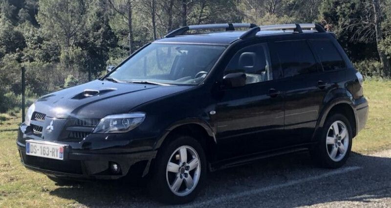 Noir Utilisé 2004 Mitsubishi Outlander SUV | 9 800 € - Image 1/4