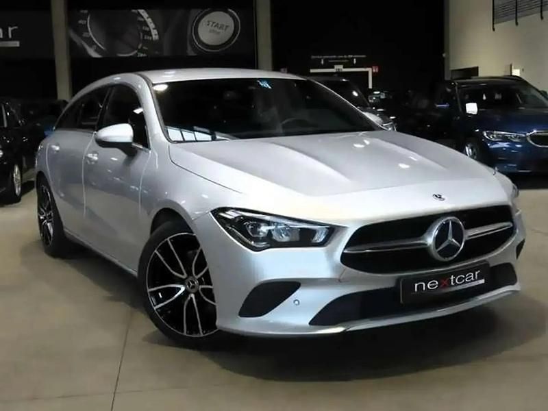 Occasion Mercedes CLA180 Shooting Brake 116 ch (85 kW) 2021 Argent Break