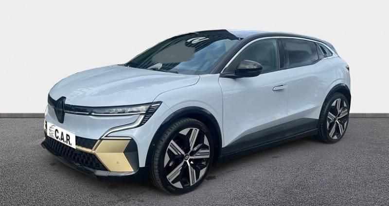 Utilisé 2022 Renault Mégane IV Iconic Berline | 23 990 € - Image 1/4