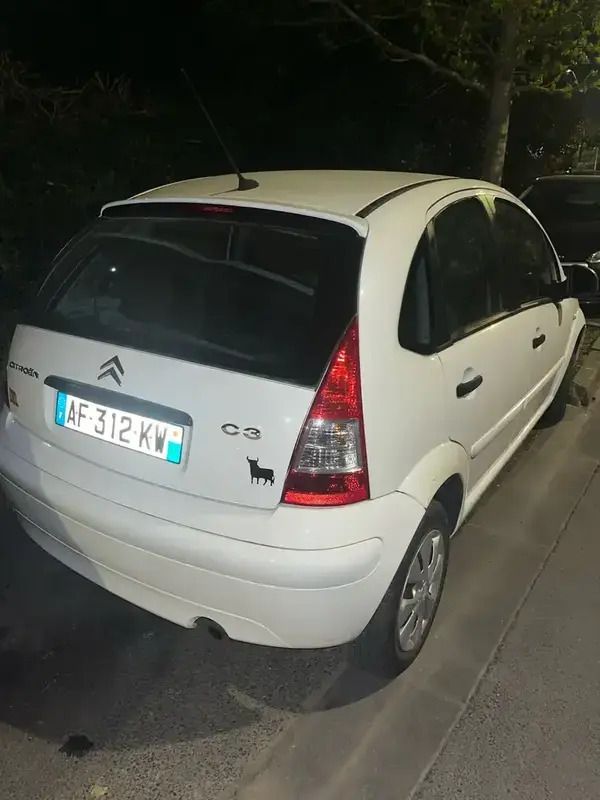 Image 2/4