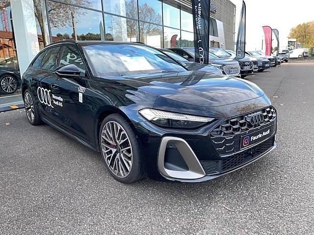 Occasion Audi A5 Design 204 ch (150 kW) 2025 Noir mythique métallisé Break