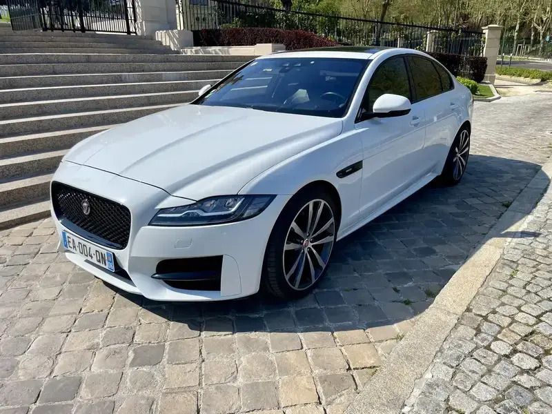 Utilisé 2016 Jaguar XF R-Sport Berline | 18 600 € - Image 1/4