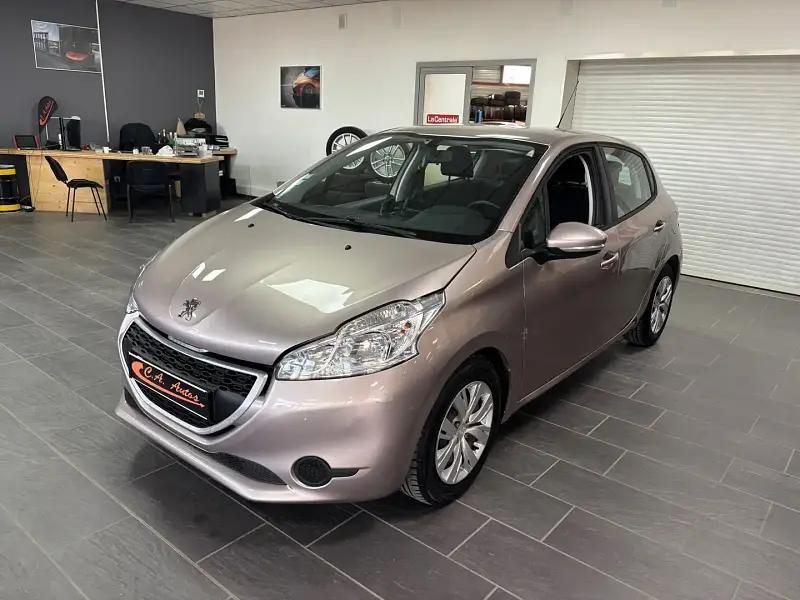 Utilisé 2012 Peugeot 208 Business-Line Citadine | 5 490 € (Prix juste) - Image 1/4