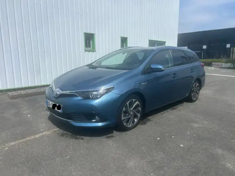 Utilisé 2015 Toyota Auris Touring Sports Executive Break | 8 490 € (Prix cher) - Image 1/4